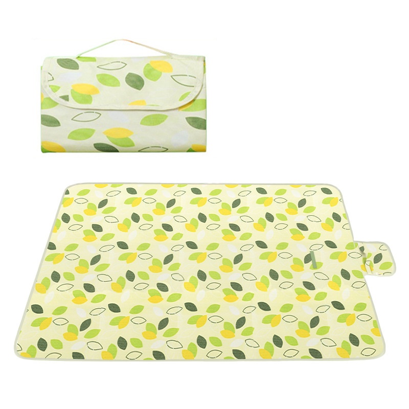 Outdoor Camping Rugs - 179x170cmの特大ピクニックマット。防水・防砂加工。軽量で薄手。ビーチやキャンプ、屋外での使用に最適。折りたたみ可能で持ち運びにも便利。
